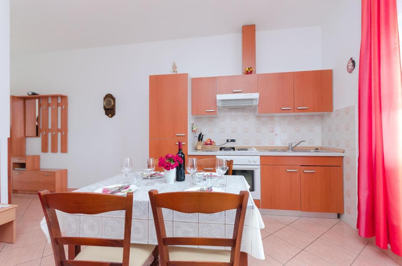 Apartments Branka Mošćenička Draga Eksteriør billede