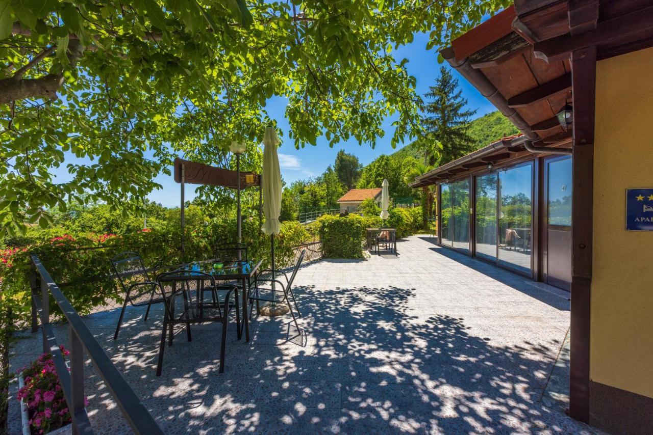 Apartments Branka Mošćenička Draga Eksteriør billede