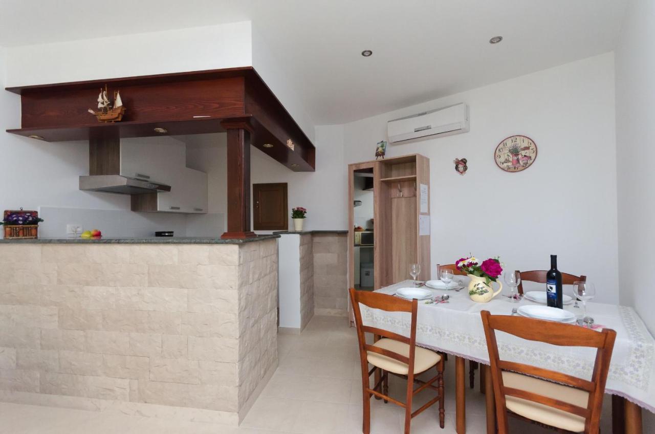 Apartments Branka Mošćenička Draga Eksteriør billede