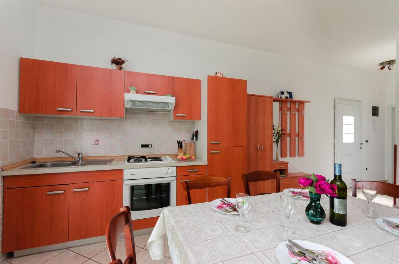 Apartments Branka Mošćenička Draga Eksteriør billede
