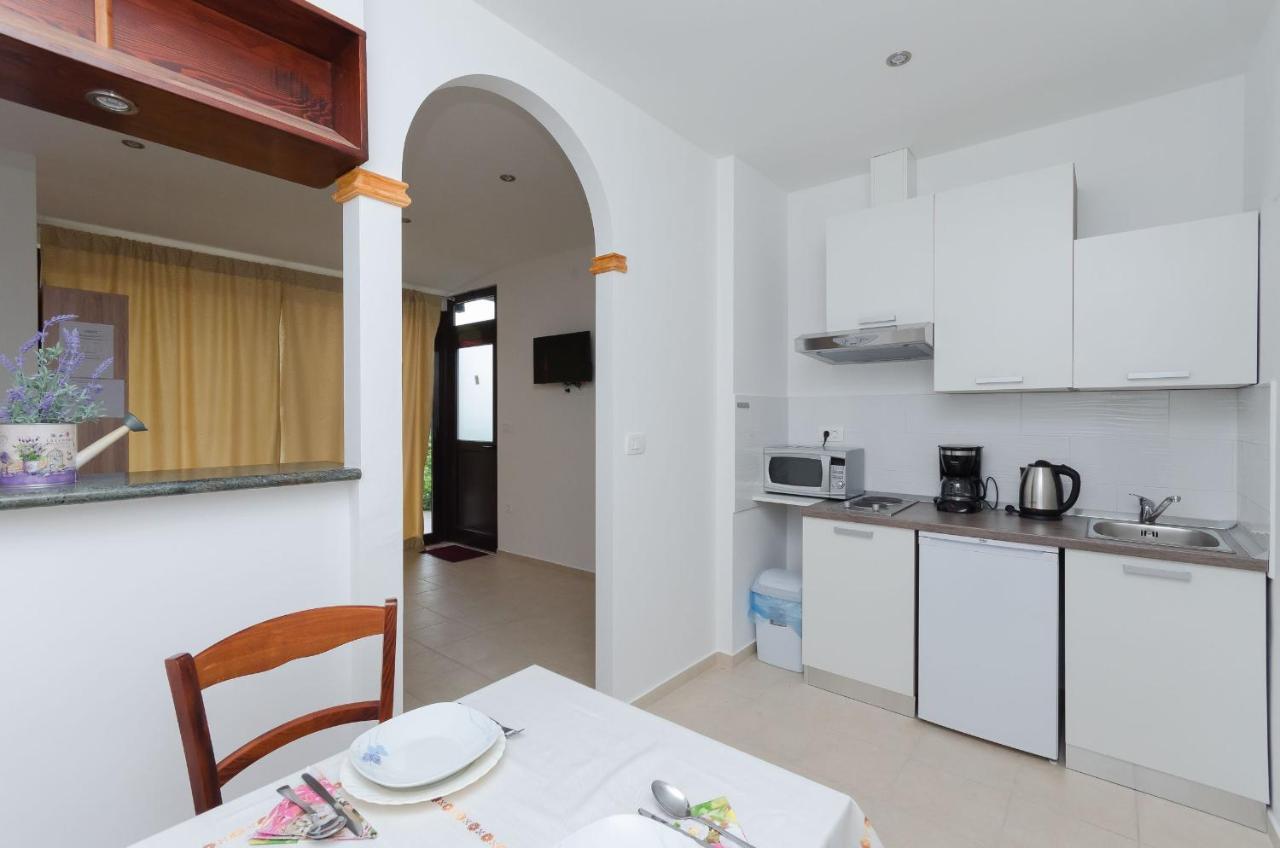 Apartments Branka Mošćenička Draga Eksteriør billede